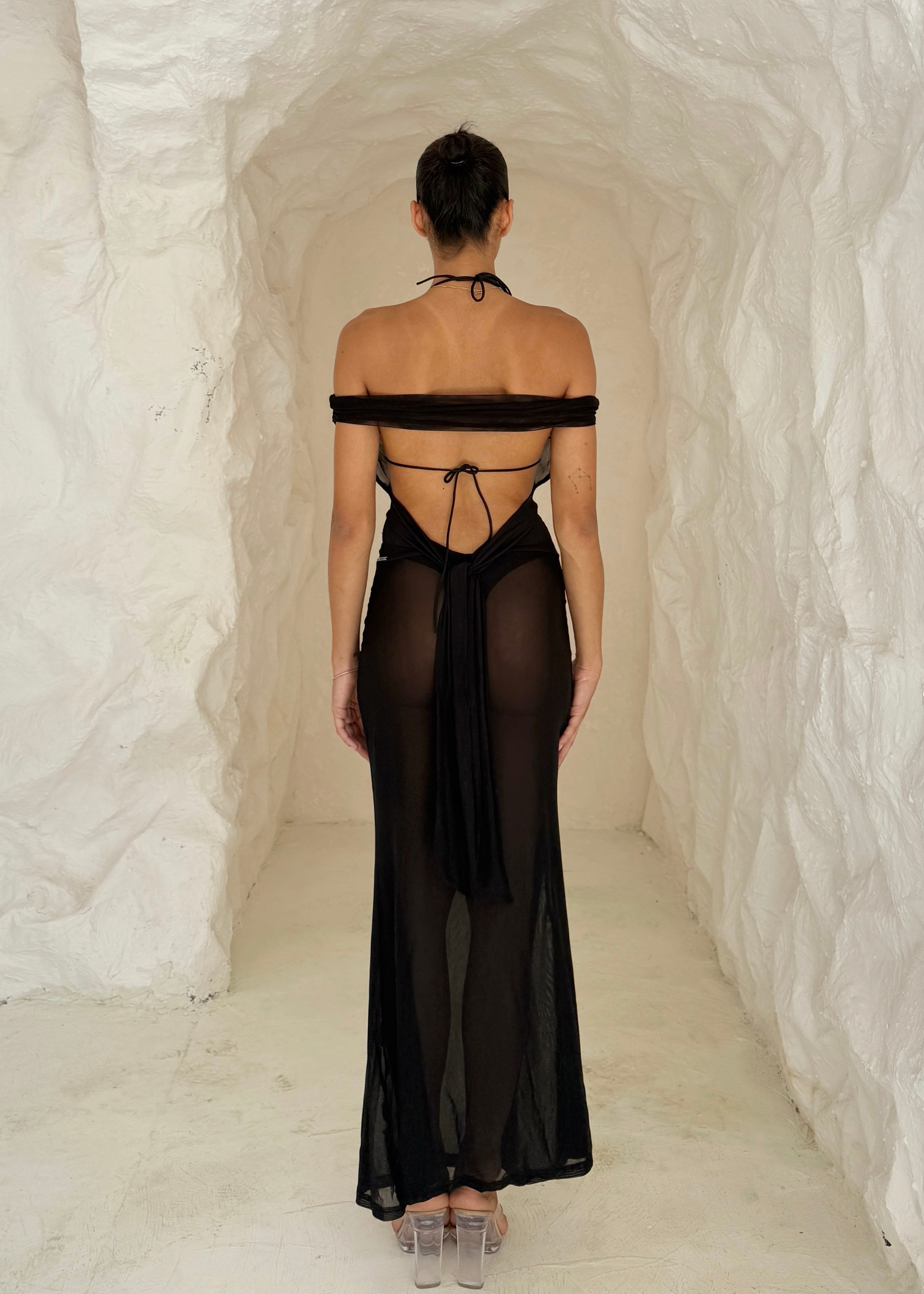 Lisa Bardot Dress in Black
