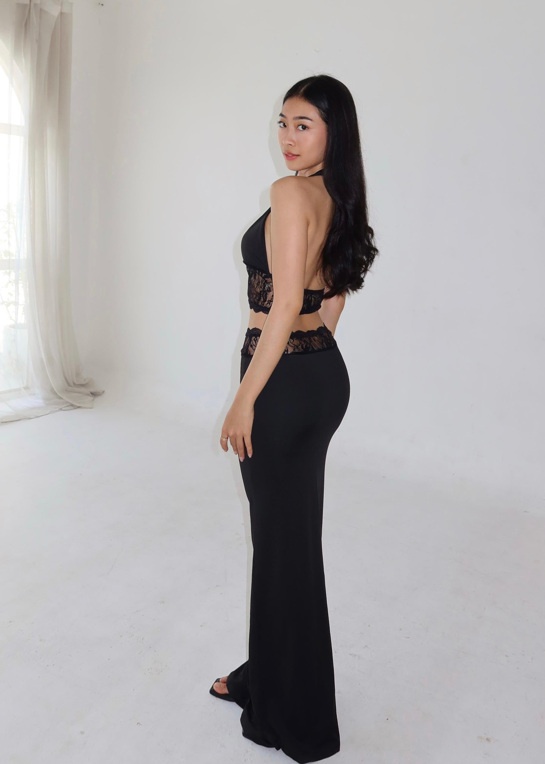 Siren Set In Black